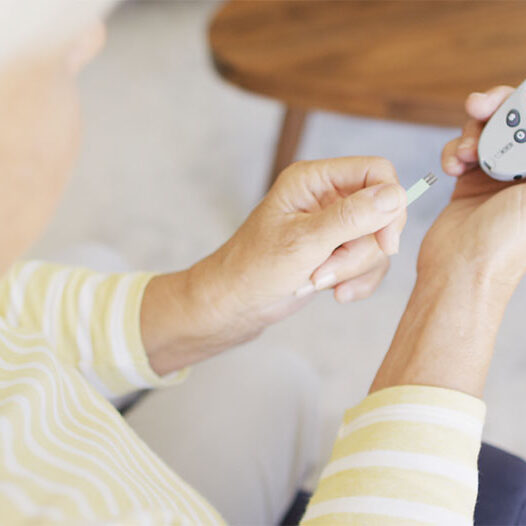 elderly_woman_diabetes_testing1